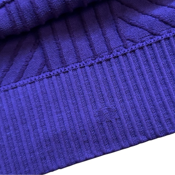 LULULEMON - Rest Less Ribbed Pullover Size 4 - Picture 5 of 6